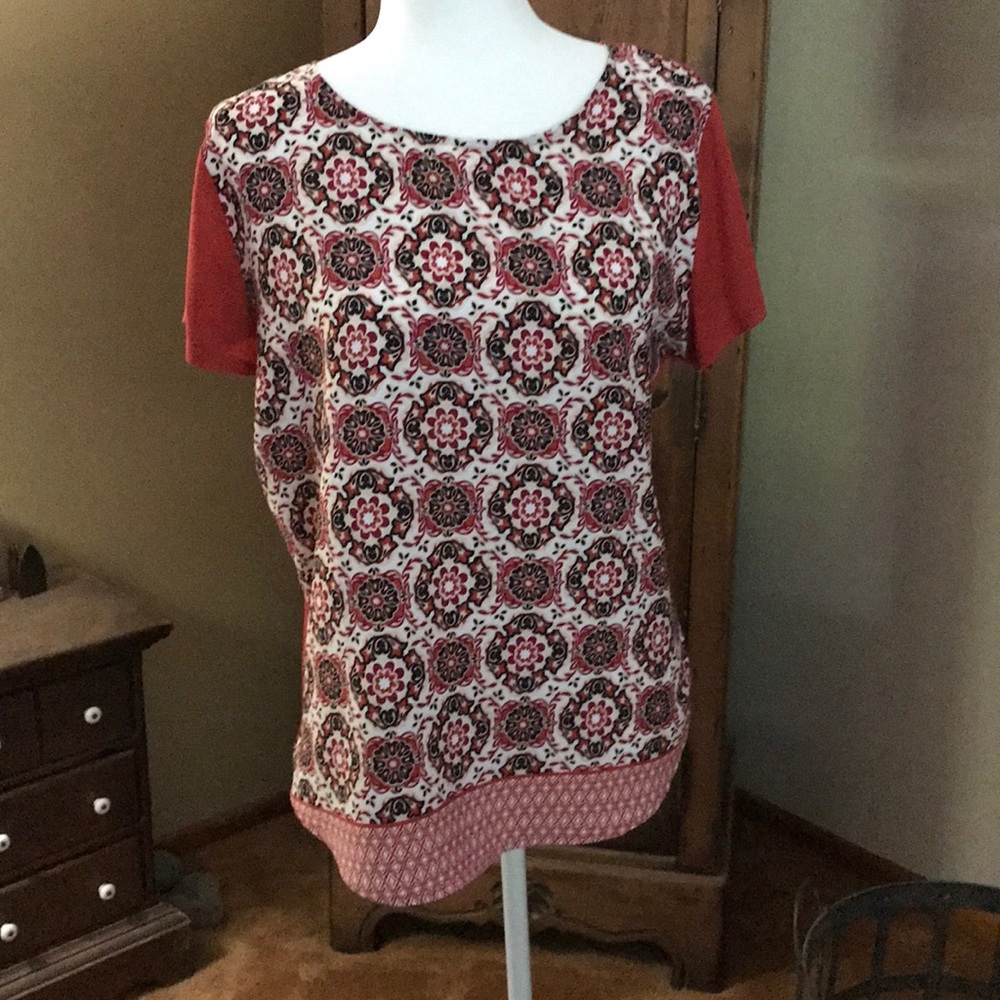 Loft short sleeved top..L..burnt orange/print
